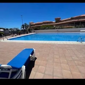 https://appartamento-los-cristianos-torres-del-sol.tenerifehoteles.net